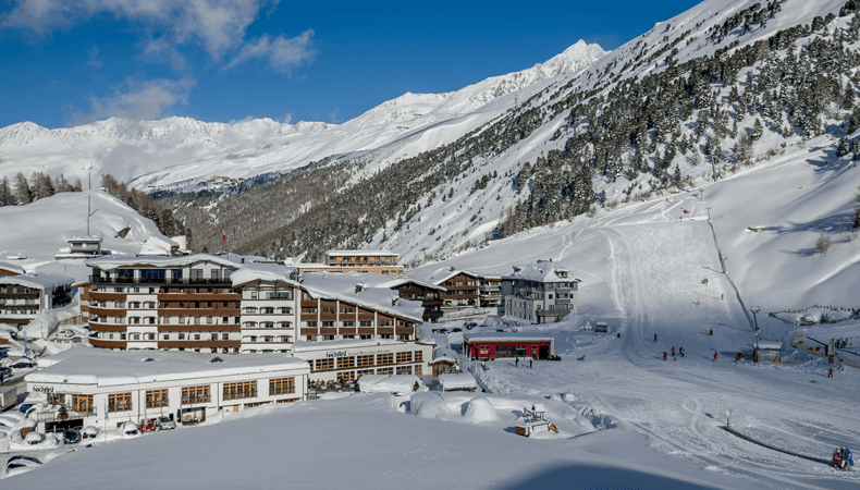 Het ski-in ski-out 5* Alpen Wellness Resort Hochfirst in Obergurgl in de Ötztaler Alpen. © Alexander Maria Lohmann / Alpen Wellness Resort Hochfirst