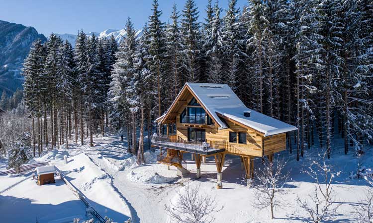 Kies jij voor een wintervakantie op de boerderij of in het exclusieve Gassner Baumhaus. © Hotel Gassner