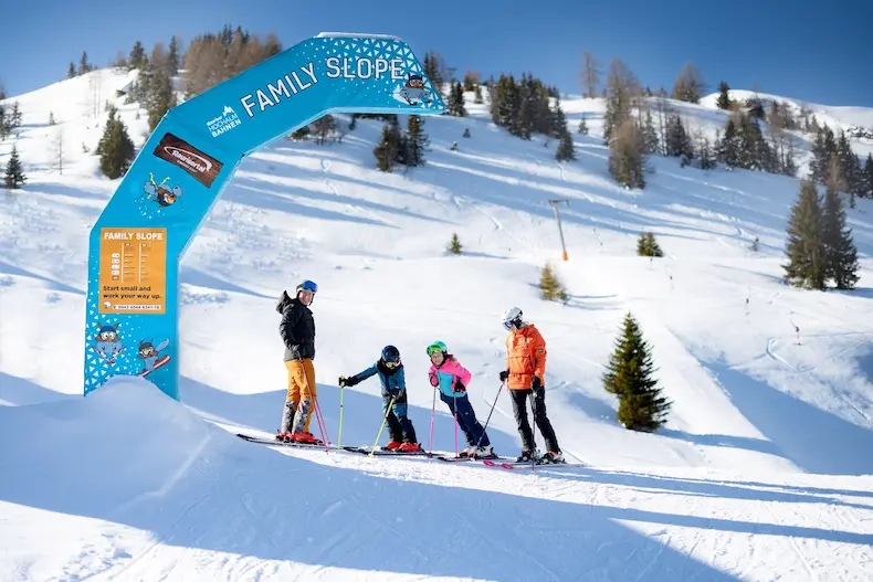 Winter in het Raurisertal: beleef 3 topervaringen | WintersportOostenrijkGids.nl Skigebied Hochalm in Rauris is een familievriendelijk skigebied. © Hochalmbahnen AG / Tourismusverband Rauris.