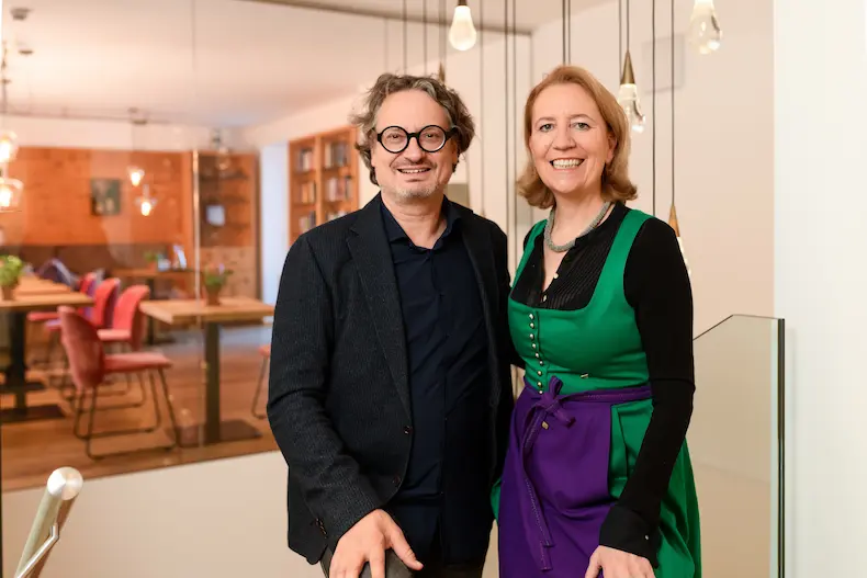 Impuls Hotel Tirol in Bad Gastein 4* superior: wintersport, wellness en verkwikkende impulsen | WintersportOostenrijkGids.nl Bianca en Christoph Weiermayer ontwikkelen voortdurend nieuwe gezondheidsprogramma's voor hun gasten. © Marktl Photography / Impuls Hotel Tirol