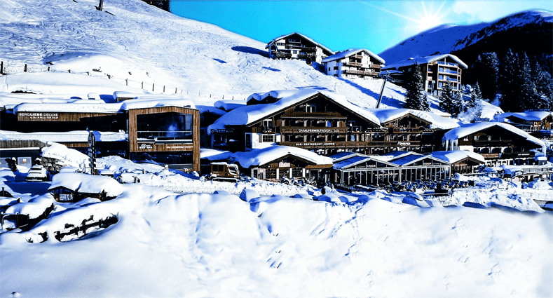 Het 4 sterren Superior My Alpenwelt Resort in Königsleiten ligt naast het dalstation van de gondel en aan de piste. Tegenover het resort ligt een oefenpiste voor kinderen en beginners. Echt ski in ski out dus. © My Alpenwelt Resort