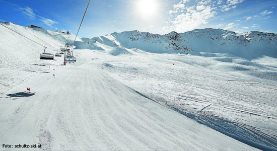 Op wintersport in Oost-Tirol skilift Kals Mattrei © Schultz Gruppe