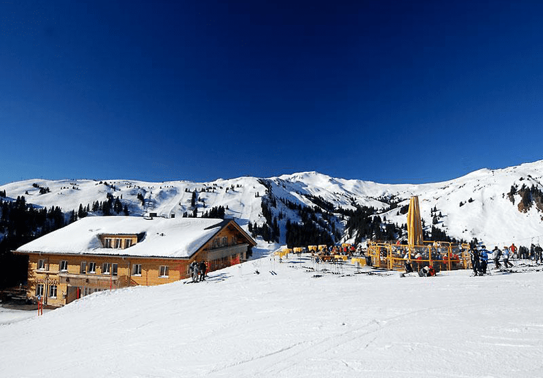 ski in ski out Hotel Walisgaden in Damüls. © Summit Travel