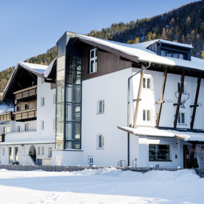 Valluga Hotel in Sankt Anton: knus designhotel midden in het grootste skigebied van Oostenrijk