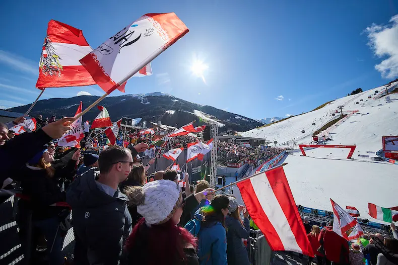Wereldkampioenschap skiën 2025 in Saalbach-Hinterglemm, skigebied blijft volledig open | WintersportOostenrijkGids.nl De wereldbekerwedstrijden skiën in maart 2024 vormden een mooie generale repetitie voor het wereldkampioenschap skiën n Saalbach-Hinterglemm in februari 2025. © Saalbach.com / Daniel Roos