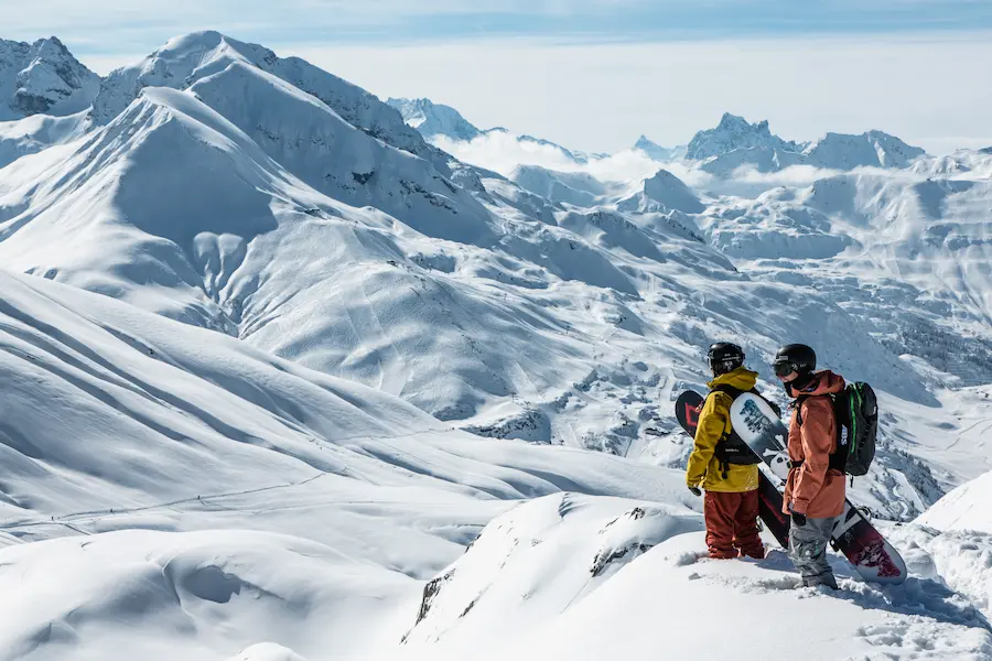 Skigebied Lech: het skigebied van de koninklijke familie is ook leuk voor gewone wintersporters | WintersportOostenrijkGids.nl De offpiste mogelijkheden in Lech-Zürs zijn eindeloos © Lech Zürs Tourismus/ Christoph Schöch.