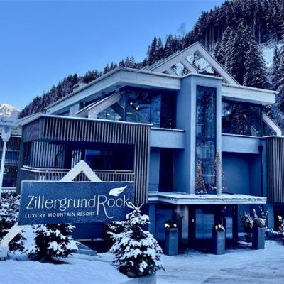 Het nieuwe ZillergrundRock Luxury Mountain Resort: Spectaculair toeristisch statement van het hoogste niveau in het Zillertal